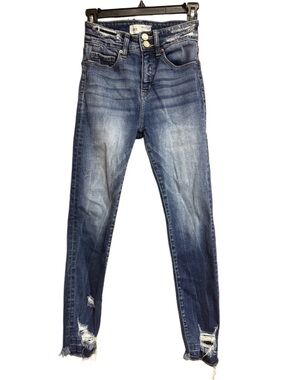 Women’s Distressed BKE Skinny Jeans